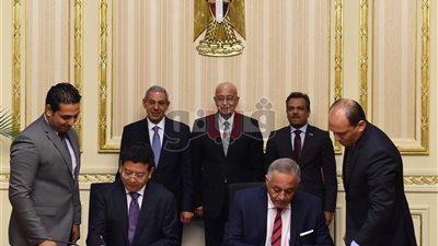 رئيس الوزراء يشهد توقيع مذكرة تفاهم لإنشاء مدينة صناعية بالفيوم