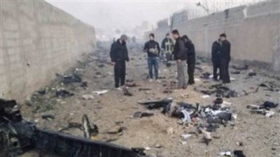 اللقطات الأولى من موقع الطائرة الأوكرانية المنكوبة في إيران | فيديو