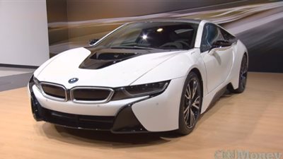 بالفيديو.. «BMW » تطرح «i8» الجناح الطائر