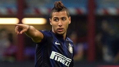 الجزائري تايدر: لا بديل عن الفوز بديربي ميلانو