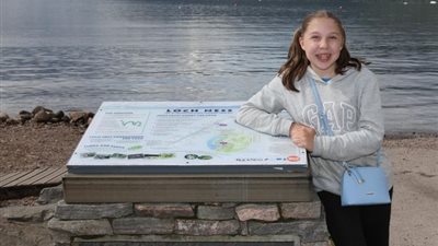 طفلة عمرها 12 عاما تلتقط صورة لـ«وحش لوخ نيس»