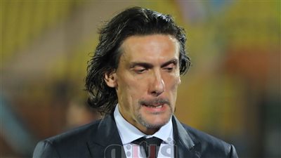 «نيبوشا» يتسلم تسجيلات لمباريات المصري في الدوري