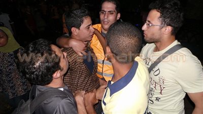بالفيديو والصور.. معاقبة شاب تحرش بفتاة في «عبد المنعم رياض»