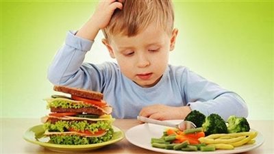 احذري امتناع طفلك عن تناول الطعام قبل الامتحان