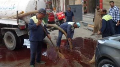 نظافة الجيزة: إزالة آثار الدماء أمام منافذ الذبيح