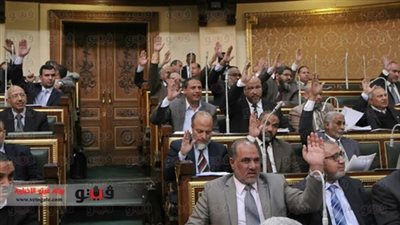 التيار المدنى بالشورى يطلق وثيقة لتوحيد مواقفه فى مواجهة الأغلبية.. الوثيقة تهدف إلى الحفاظ على الهوية.. وتفعيل دور الشورى لمتابعة أداء الحكومة وممارسات الوزراء المنتمين لها.. والدفاع عن مبادئ الثورة