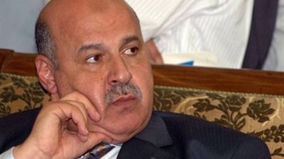 منع 9 مستشارين من العمل في قضايا الدولة وحظر سفر مكي والخضيري وجنينة