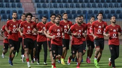 سفير مصر يحضر مران الأهلي غدا في تونس