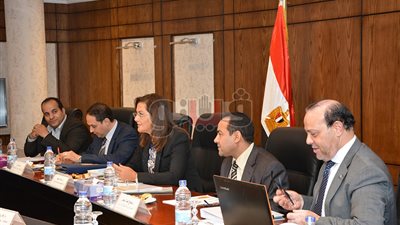 المعهد القومي للإدارة يعقد الاجتماع الثاني لمجلس أمنائه