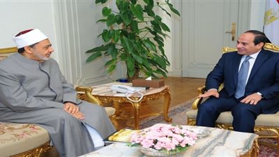 شيخ الأزهر يهنئ الرئيس السيسي بحلول العام الهجري الجديد