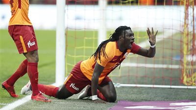 الهلال السعودي يضم المهاجم الفرنسي «جوميز» مقابل 18 مليون يورو