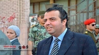 مصطفى النجار لـ«الأسد»: «كم أنت رقيق يا بشار»