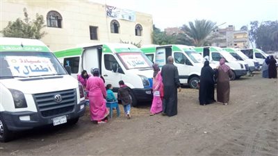 الكشف على 1692 خلال قافلة طبية مجانية بقرية كفر الأطرش في الدقهلية