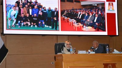 محافظ الوادى الجديد يلتقي شباب فوج 