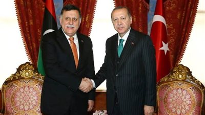 بعد ضجيج الحرب.. أردوغان يرسل 35 عسكريا فقط إلى ليبيا بدون مهام قتالية