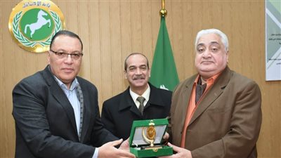 تكريم هوكي الشرقية للآنسات الفائز ببطولة أفريقيا للمرة الأولى في تاريخه | صور