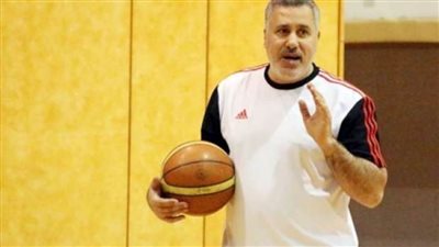 اتحاد السلة يُغرم عصام عبد الحميد مدرب الزمالك 30 ألف جنيه