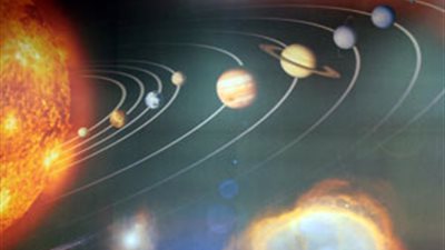 «تادرس» يكشف سر عودة «بلوتو» للمجموعة الشمسية