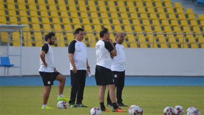 جهاز المنتخب الوطنى يحضر لقاء إنبى والاتحاد السكندرى
