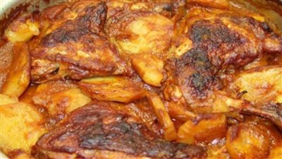 طريقة عمل صينية البطاطس بالفراخ