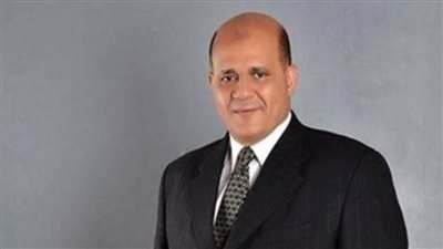 برلمانى يطالب بتحسين مناخ الاستثمار لزيادة القدرات التنافسية بالسوق المصري