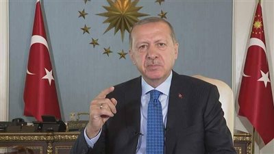 الانقلاب الأكبر.. أردوغان يعتقل الضباط الموالين له ويطردهم من الجيش