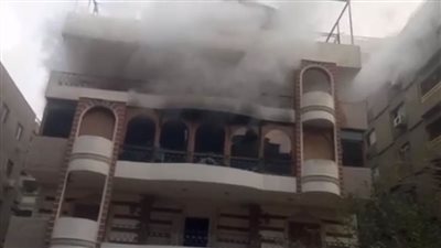 لحظة اندلاع حريق بفيلا والد إيهاب توفيق | فيديو