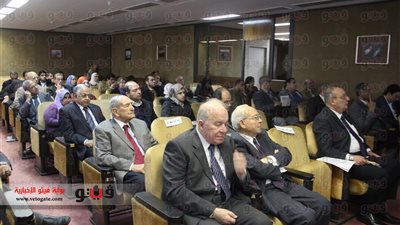 بالصور .. بدء لقاء وزيرة البيئة برجال الأعمال