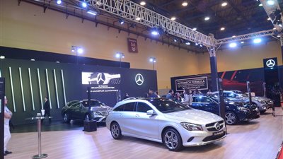 بالصور.. مرسيدس تطرح سيارات بتكنولجيا متطورة