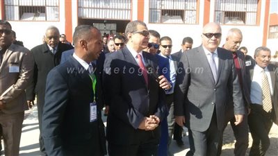 وزير القوى العاملة لمتدربي مركز قفط المهني: شنطة العدة مشروع | فيديو وصور