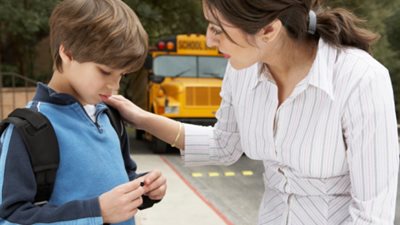 انتبهى .. تقدير طفلك واحترامه لذاته من أكبر مسئولياتك