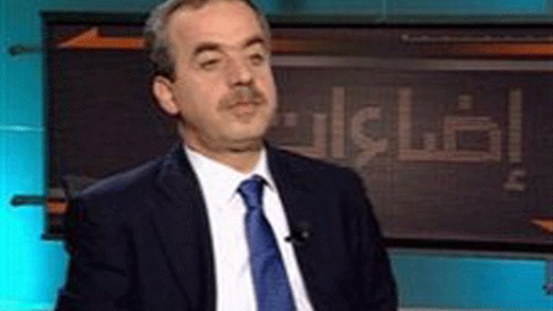 الكاتب اللبنانى غسان