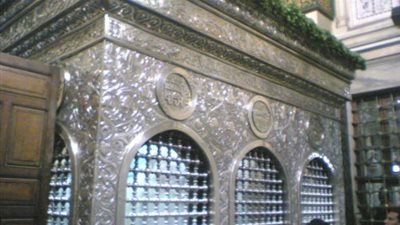 «دماء الحسين تجدد الخلاف بين شيعة وسلف مصر».. القاهرة خارج خارطة «أربعينية الإمام».. 25 مصريًا شيعيا يتوجهون لكربلاء العراقية.. «الهاشمي» و«قنديل» و«الصباغ