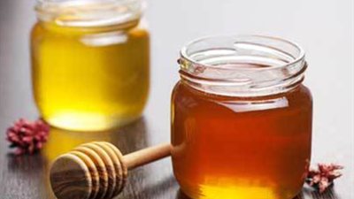 4 مواد طبيعية تخلصك نهائيا من البثور