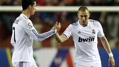 رونالدو وبنزيمة يقودان هجوم الملكى في ديربي مدريد