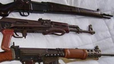 ضبط 3 بنادق آلية وقناصة وطبنجة و7 أفدنة مزروعة بالأفيون والبانجو فى شمال سيناء