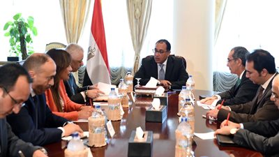 الحكومة تستأنف اجتماعاتها عقب إجازة العيد بمناقشة الاستعداد للمدارس