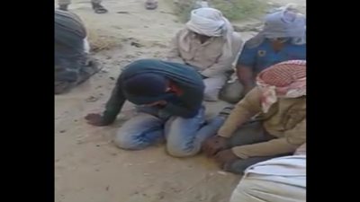 بالفيديو..«ضابط» يجبر «عناصر تكفيرية» على ترديد «النشيد الوطني»