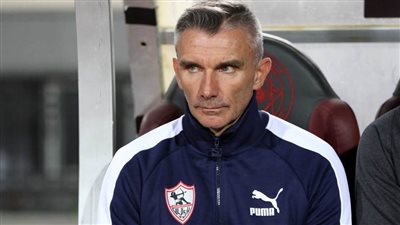 كارتيرون يستبعد 9 لاعبين من قائمة الزمالك