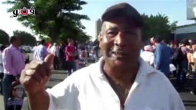 بالفيديو.. مؤيد لـ«المخلوع»: «مبارك من أولياء الله الصالحين.. وهنعمله مقام»