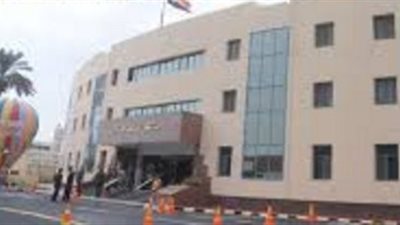 مرور القاهرة تغلق شارع الثورة بسبب مد كابل كهرباء لمستشفى ألماظة