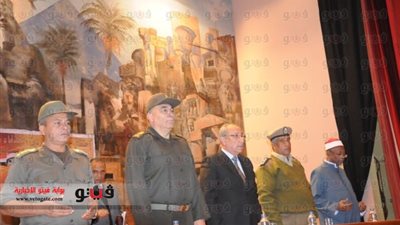 بالصور.. تكريم أسر الشهداء في احتفال «المحاربين القدامى» بأسوان