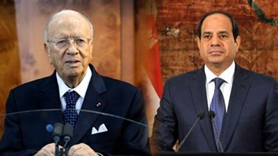 السيسي والسبسي يشهدان عرضًا عسكريًا بالكلية الحربية في ذكرى نصر أكتوبر