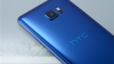 HTC تطور هواتف جديدة رغم استحواذ جوجل على فريق من موظفيها