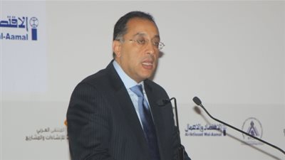 مدبولي يجتمع اليوم بالببلاوي ويلتقي وزيري الاستثمار والصناعة