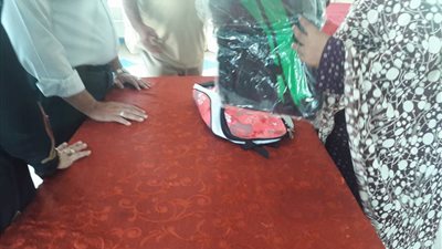 «شباب بيحب مصر» توزع المرحلة الثانية من شنطة المدرسة في الفيوم