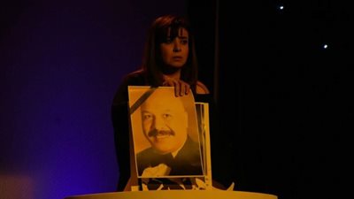 نشوى مصطفى تستأنف اليوم عرض «سيلفى مع الموت»