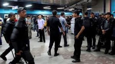 شرطة النقل تعيد طفلتين تائهتين لأهليهما بمحطتي الشهداء والمعادي