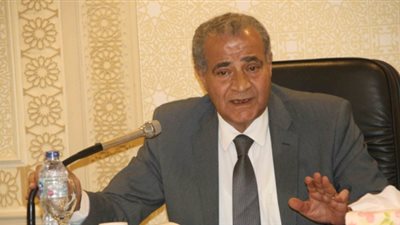 «التموين» تبدأ تطبيق نظام صرف الخبز أون لاين