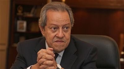منير فخري عبد النور: «ماكين» كان وقحًا في تدخله بالشأن المصري